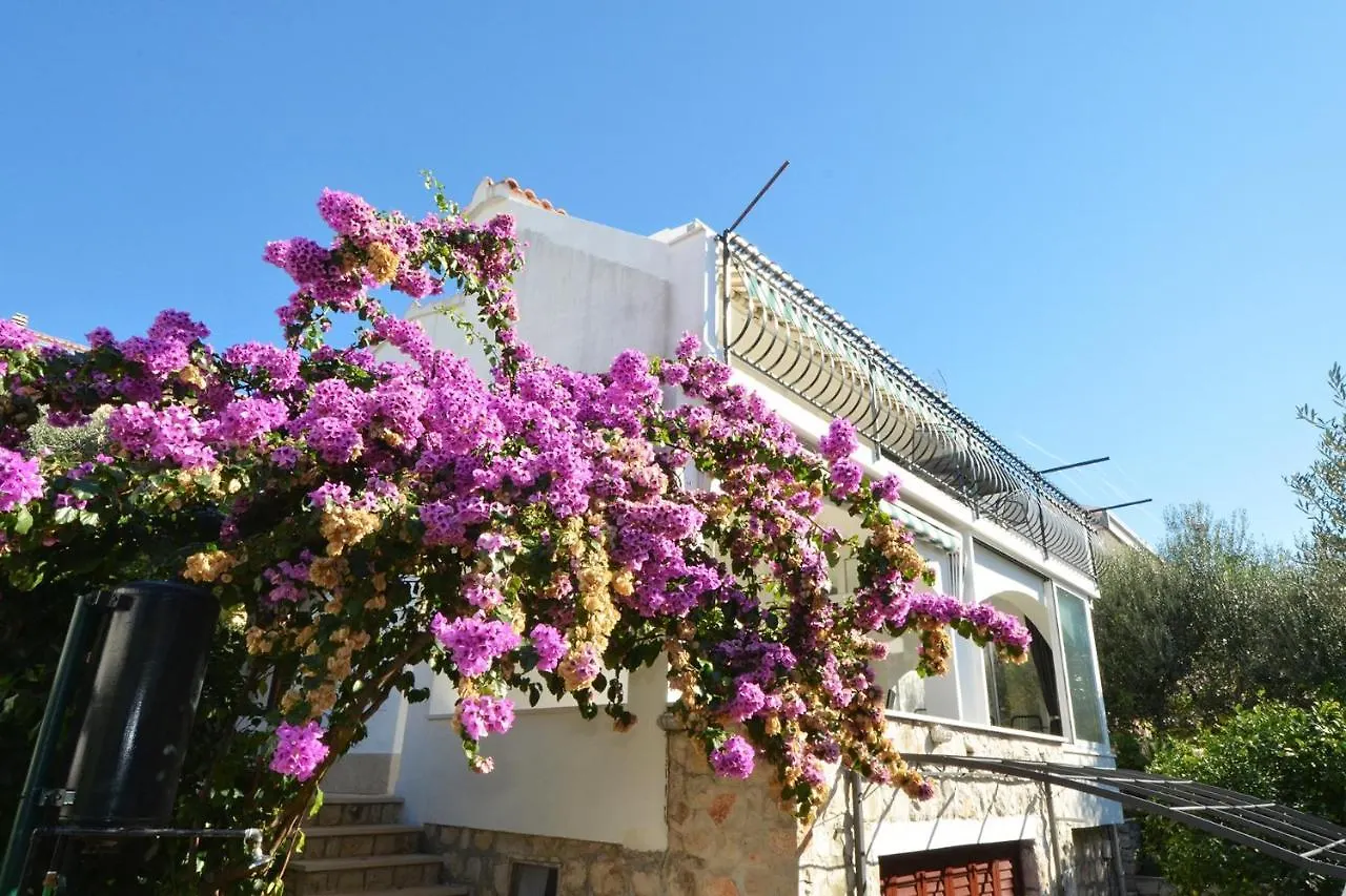 Apartment Mavarstica 16215B Trogir